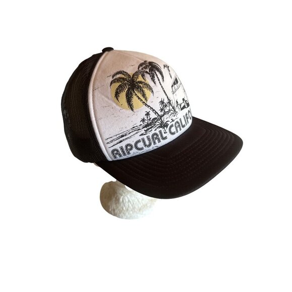 Rip Curl California Trucker Hat With Mesh Back & Adjustable Snap Closure - Picture 4 of 5